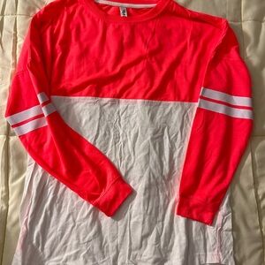 Women’s large hot pink Aruba one happy island long sleeve shirt